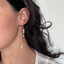 Load image into Gallery viewer, Asymmetric Pearl Earrings